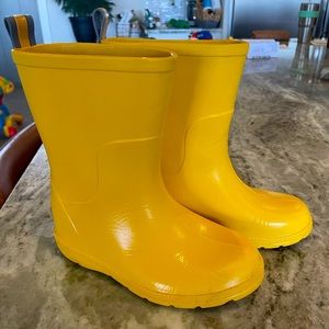 Totes lightweight rainboots